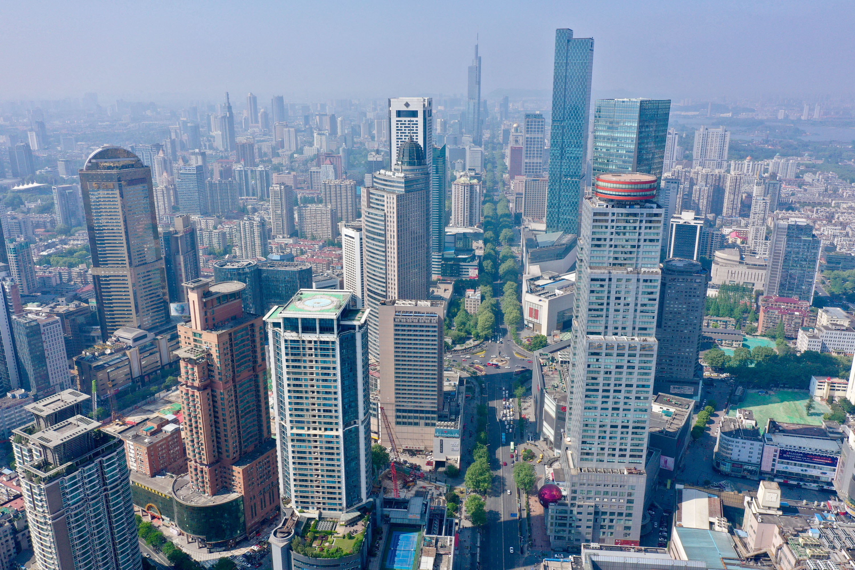 新华社照片,南京,2019年4月22日    天空之眼瞰南京    这是4月17日无