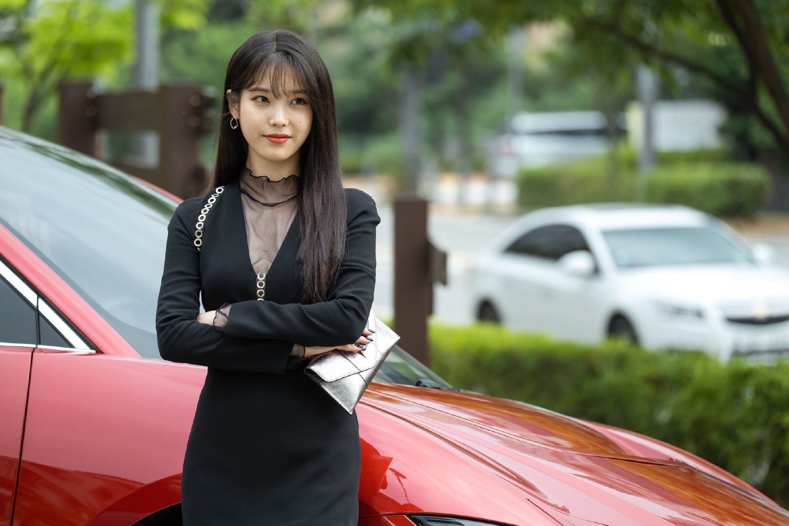 iu李智恩:德鲁纳酒店的绝美装扮震惊到我,你最喜欢女神哪套