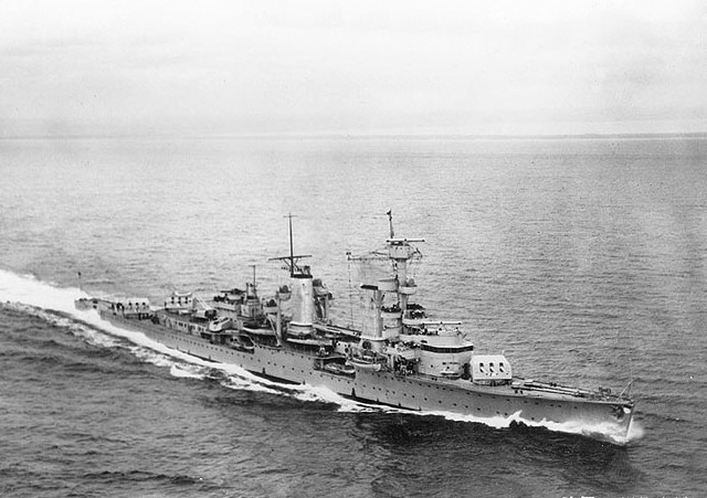 柯尼斯堡级轻型巡洋舰图片
