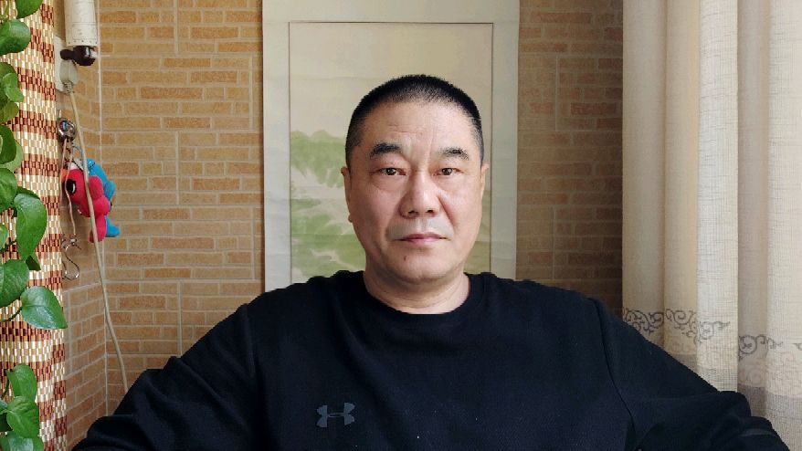 蝈蝈趴在白菜上鸣叫寓意是什么?