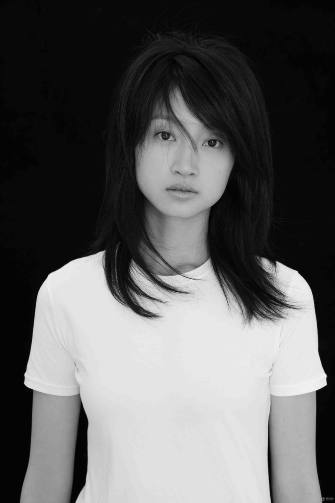 曾是刘烨"旧爱",陈思诚前任,今35岁被宠成公主