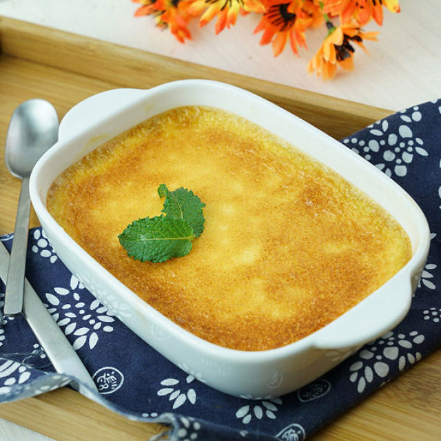 烤鸡蛋布丁,口感滑嫩零添加,简单7步就搞定