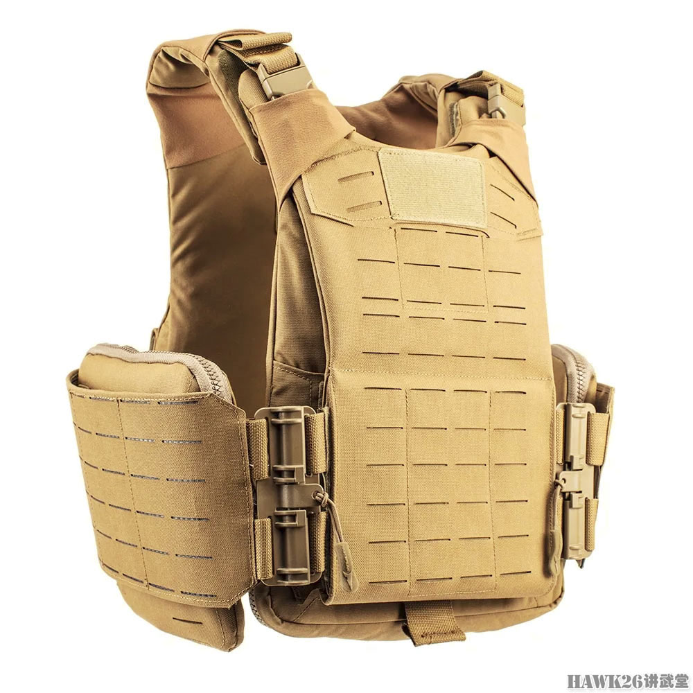 美国海军陆战队接收第三代防弹背心 采用激光切割技术 更适合女兵