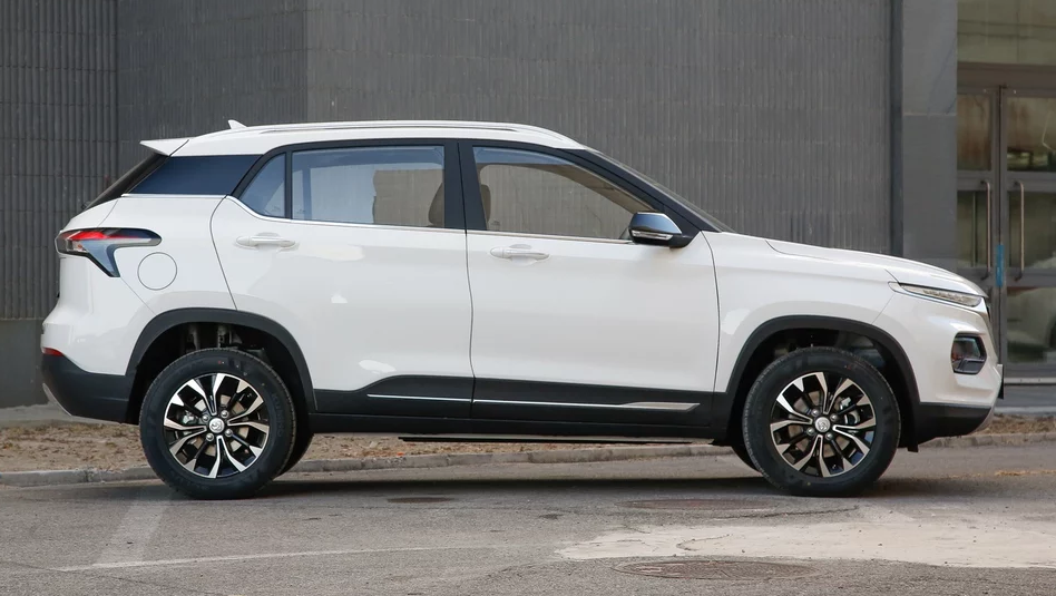 上汽通用五菱-宝骏510,运动感和科技感并存,外形沉稳大气