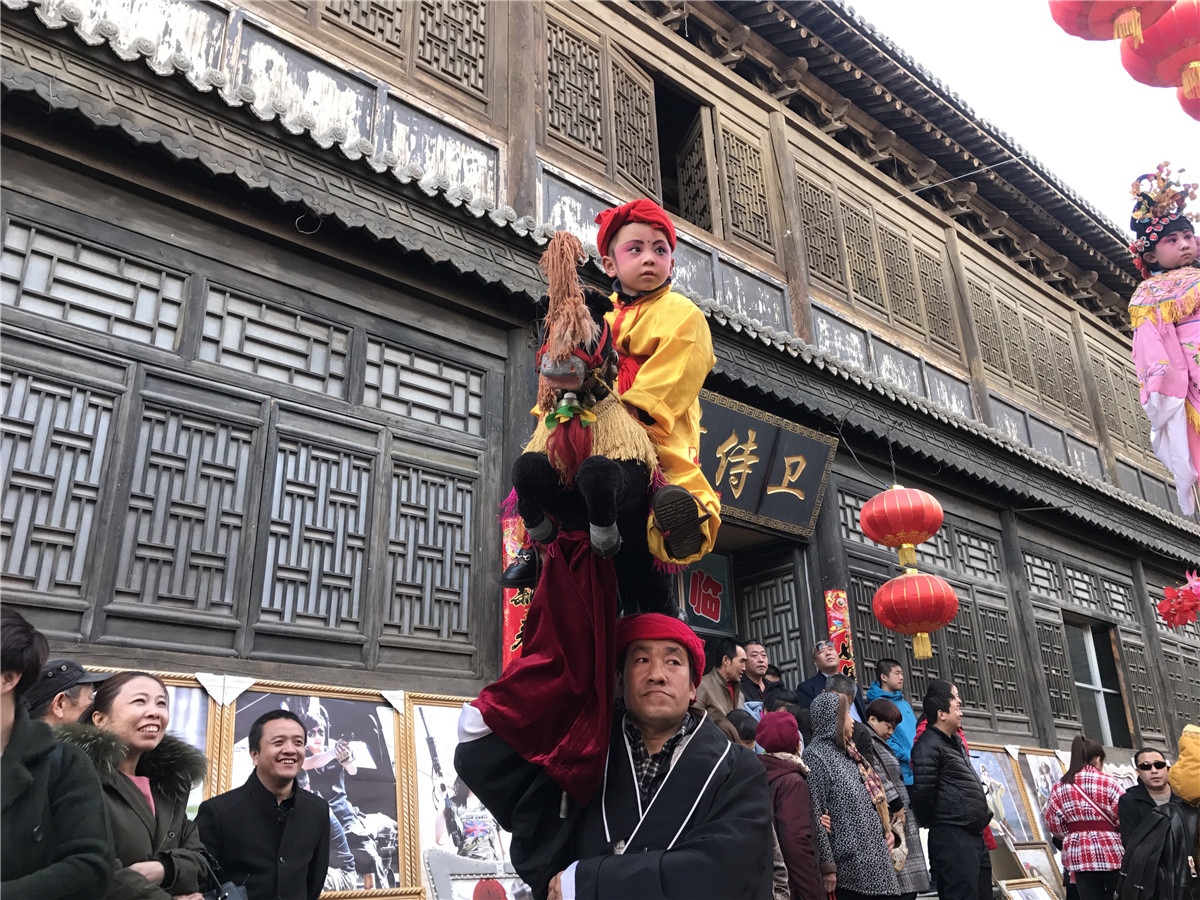 徐沟背棍:节日里翩翩起舞的"空中芭蕾"