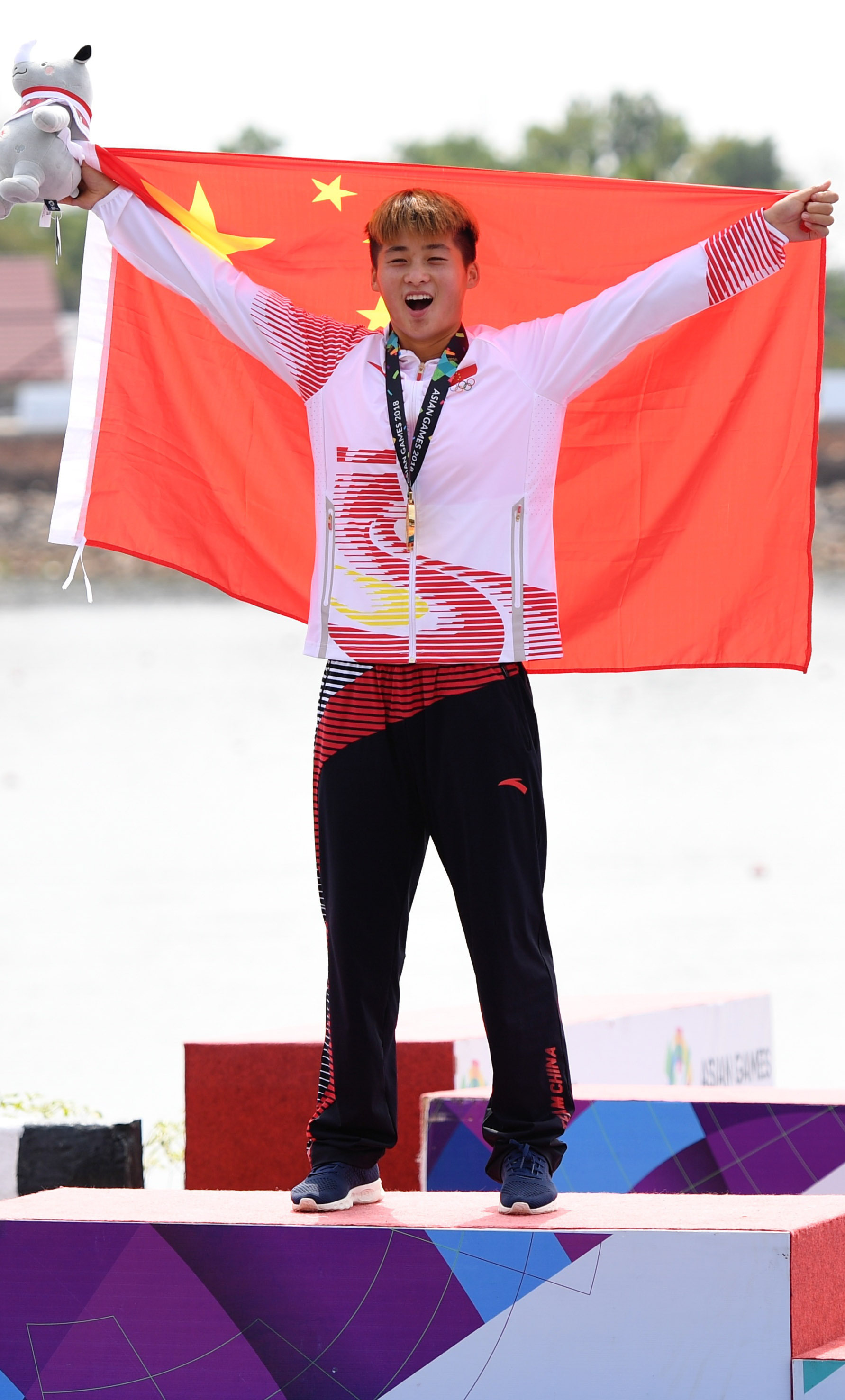 皮划艇——女子单人划艇200米:中国队孙梦雅夺冠(1)