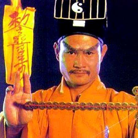 90后难忘的记忆,永远活在我们记忆中的经典,驱魔道长九叔林正英