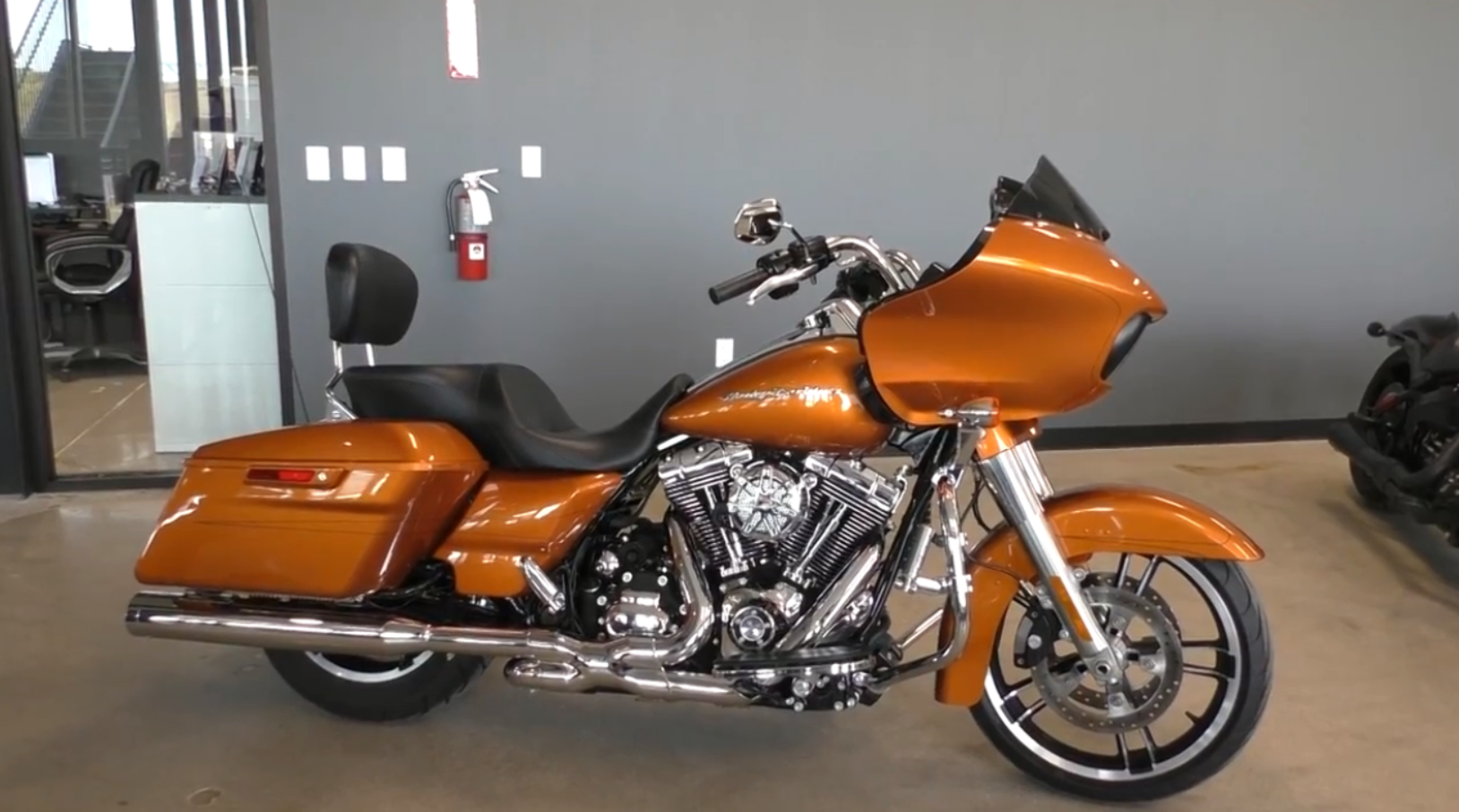 哈雷-戴维森,造型犀利,网友:真是太帅了,就是有点贵!