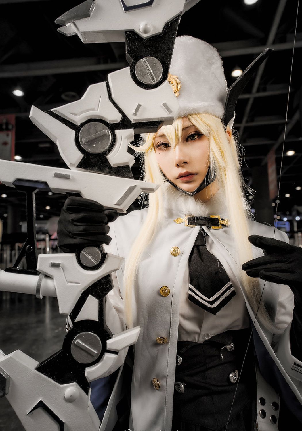 比安卡·零度cos:射杀全部逃走的感染体,直到战争结束那天