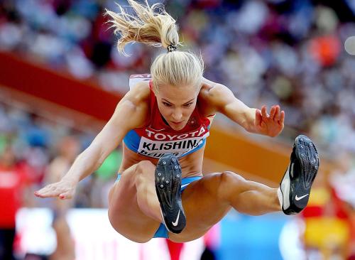 俄罗斯田径女神有多美?颜值爆表身材好,从不吃油炸食品!