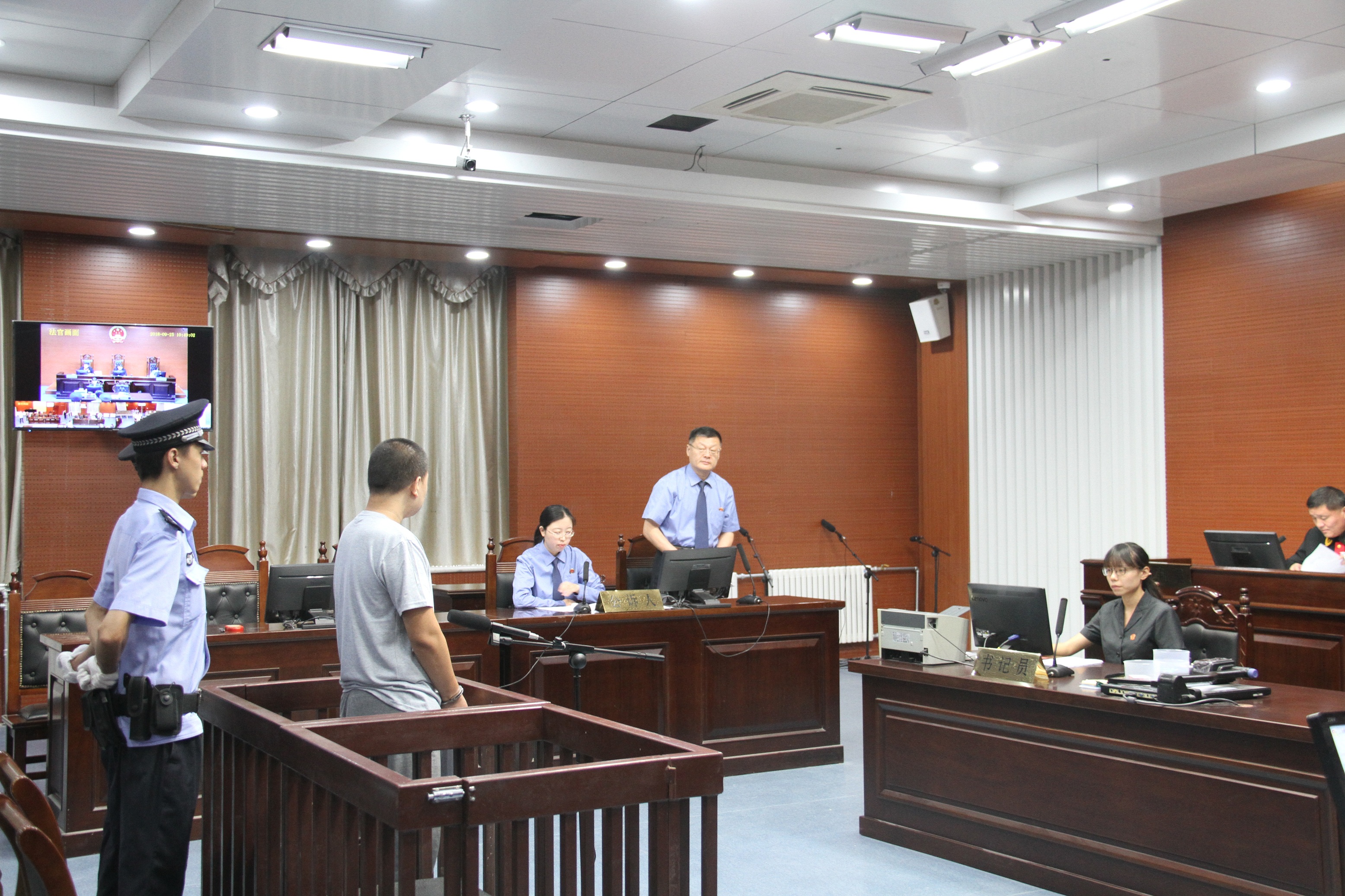 山东检察机关:发挥"头雁效应" 检察长办案强力震慑黑恶势力