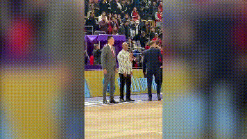 cba两大主帅发生冲突!马布里怒喷杜锋:像个男人握手,别输不起