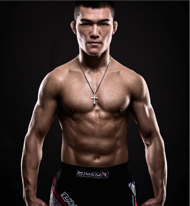 ufc首负被骂怂,刘平原:输就输了随便说!张伟丽:做好自己