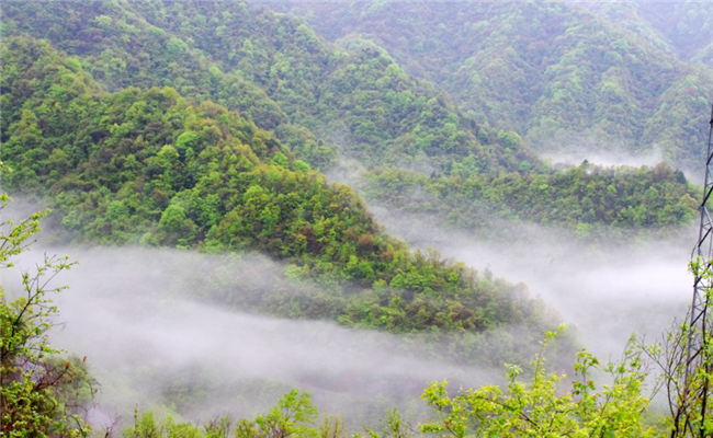 这里山色水光流泉碧水,有八大仙的故事,尽在天书峡