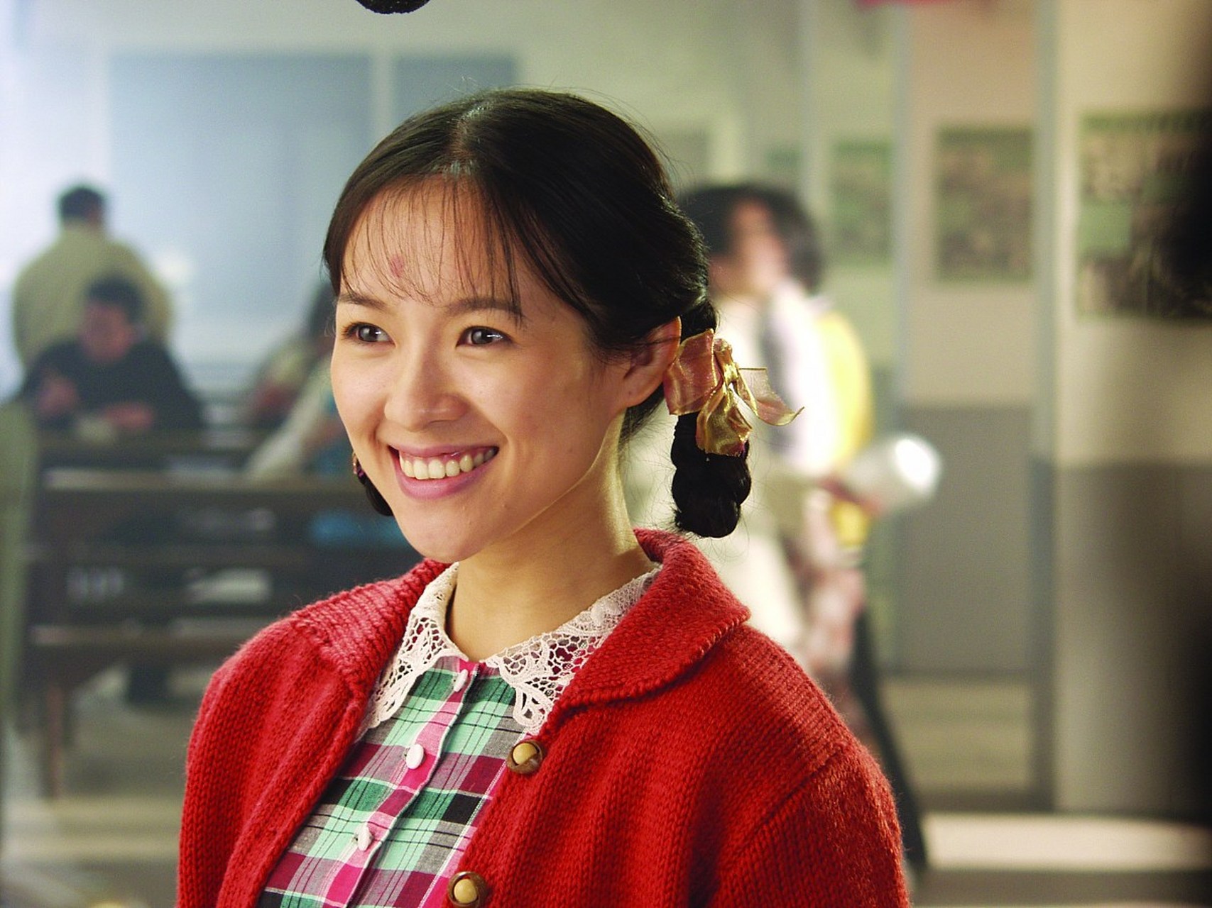 章子怡主演的"茉莉花开",一部描绘了三代女性在大时代背景下起伏