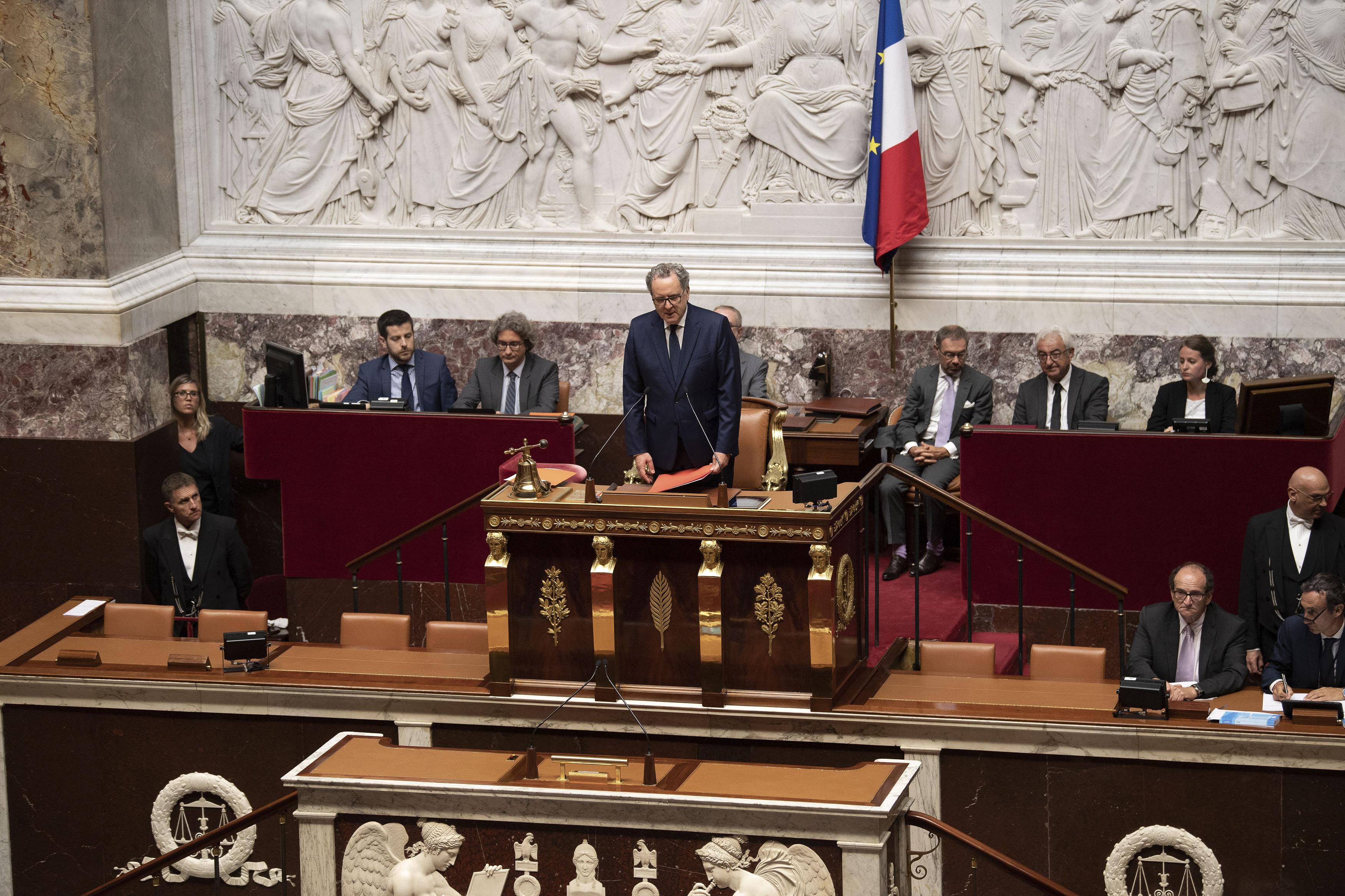 法国国民议会选举理查德·费朗为新议长(4)