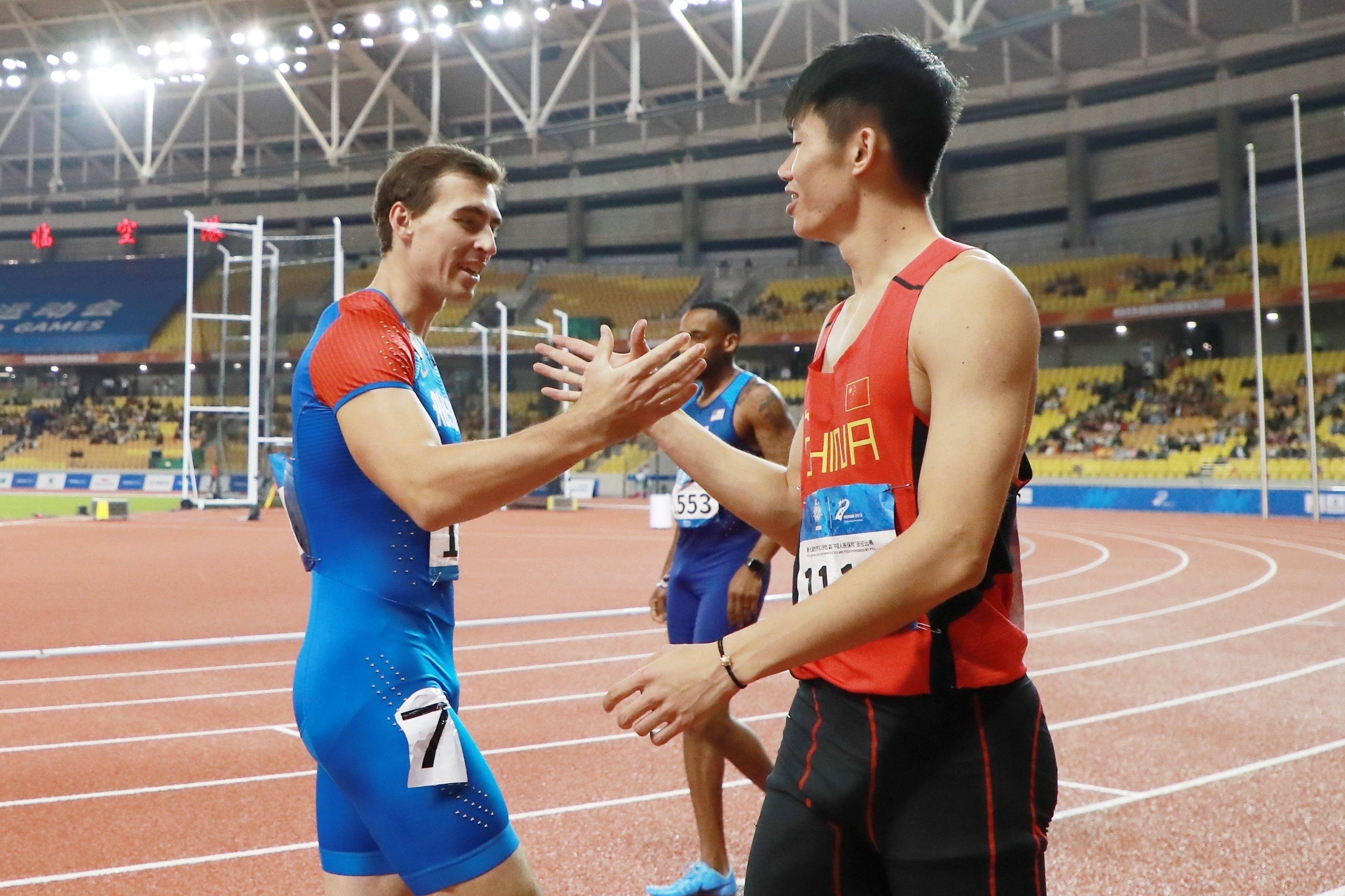 军运会|田径:曾建航男子110米栏摘银