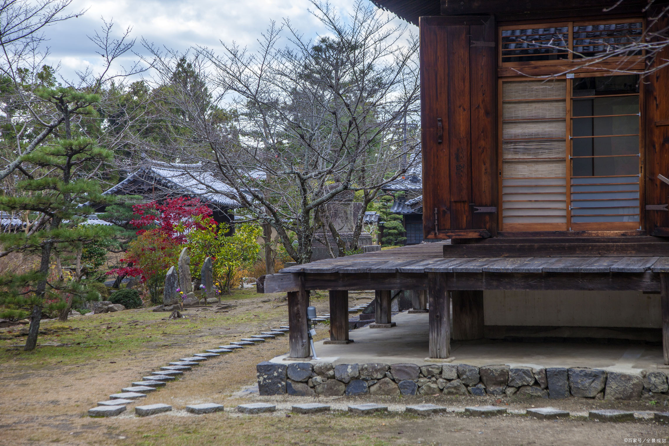 因为别人的行恶,而舍弃你的善良?那你的损失真的太大了