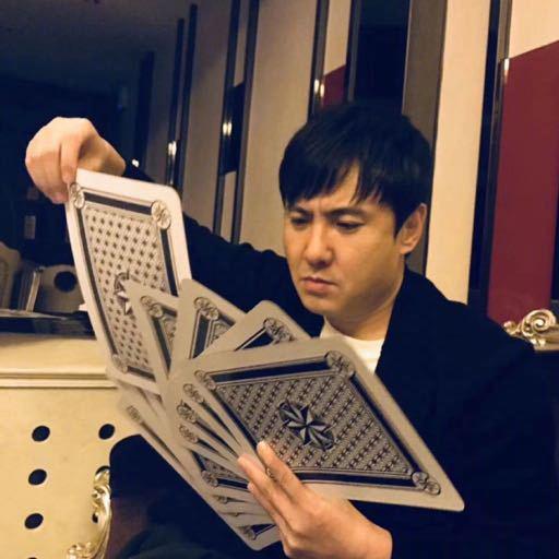 梗也太多了!沈腾"耍大牌"头像引爆笑