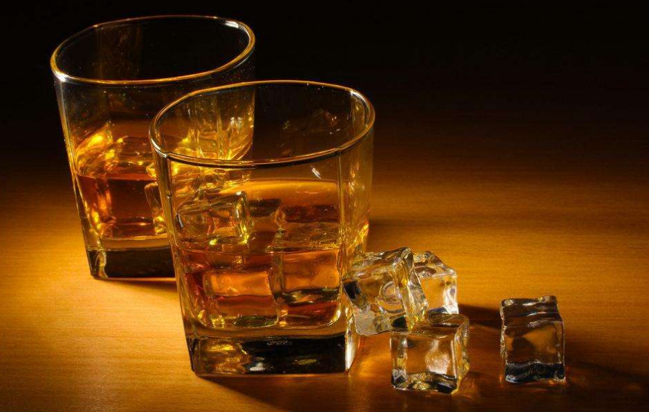 心理测试:这四杯酒你觉得哪一杯是毒酒,看出你内心的阴暗程度!