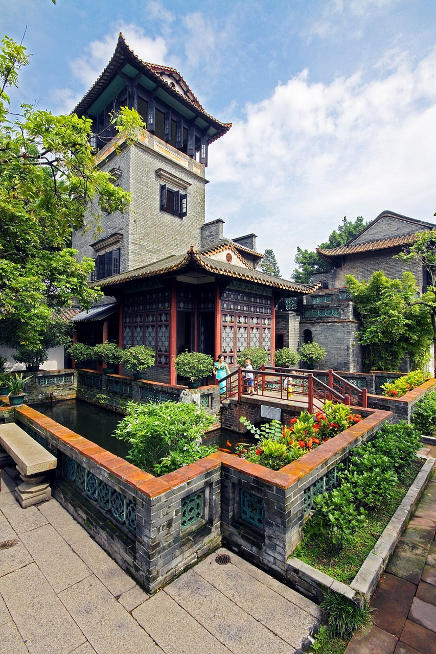 清晖园,一个坐落在岭南水乡的风情画,成为了我们的首选.