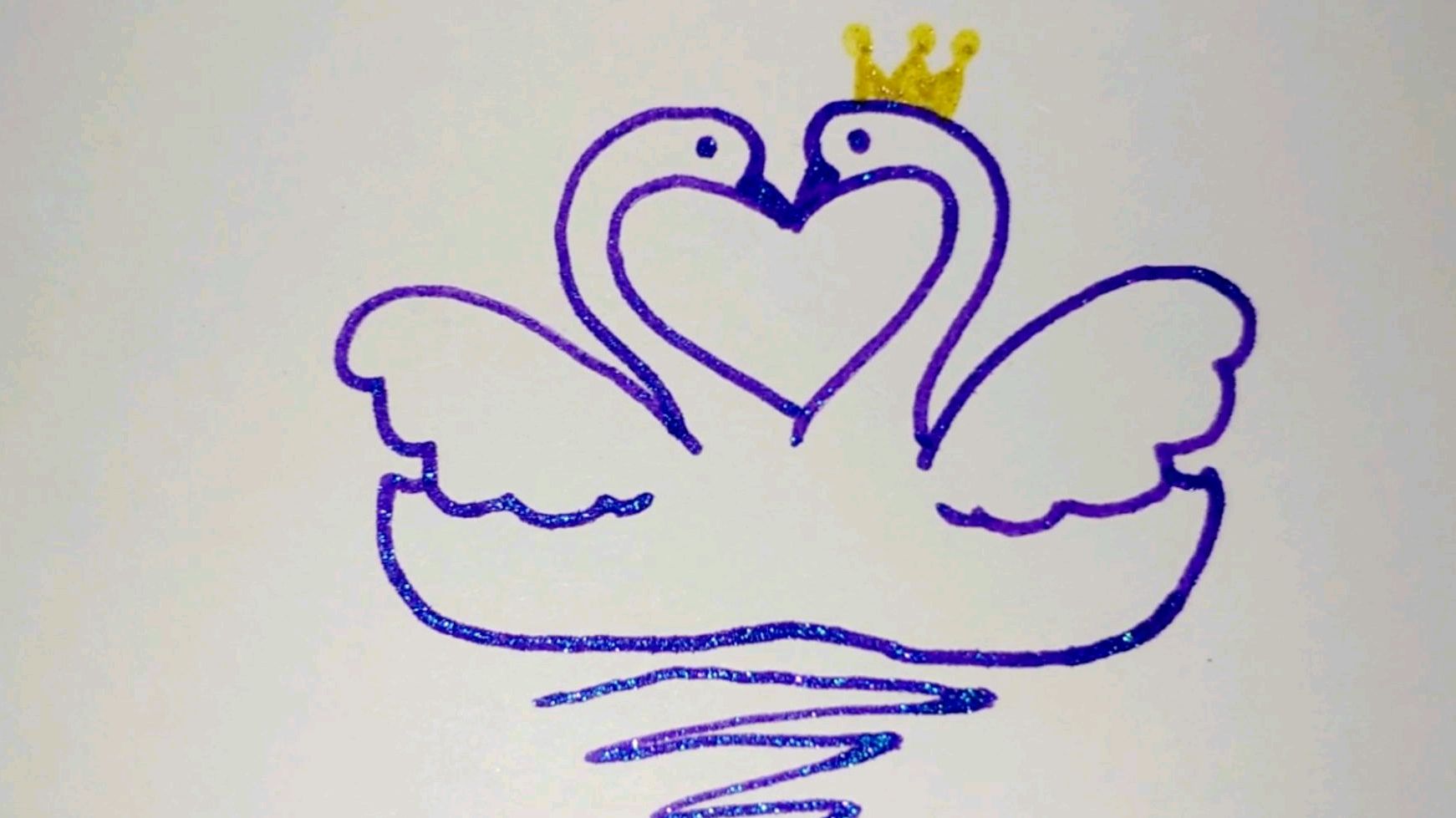 用爱心画一对天鹅