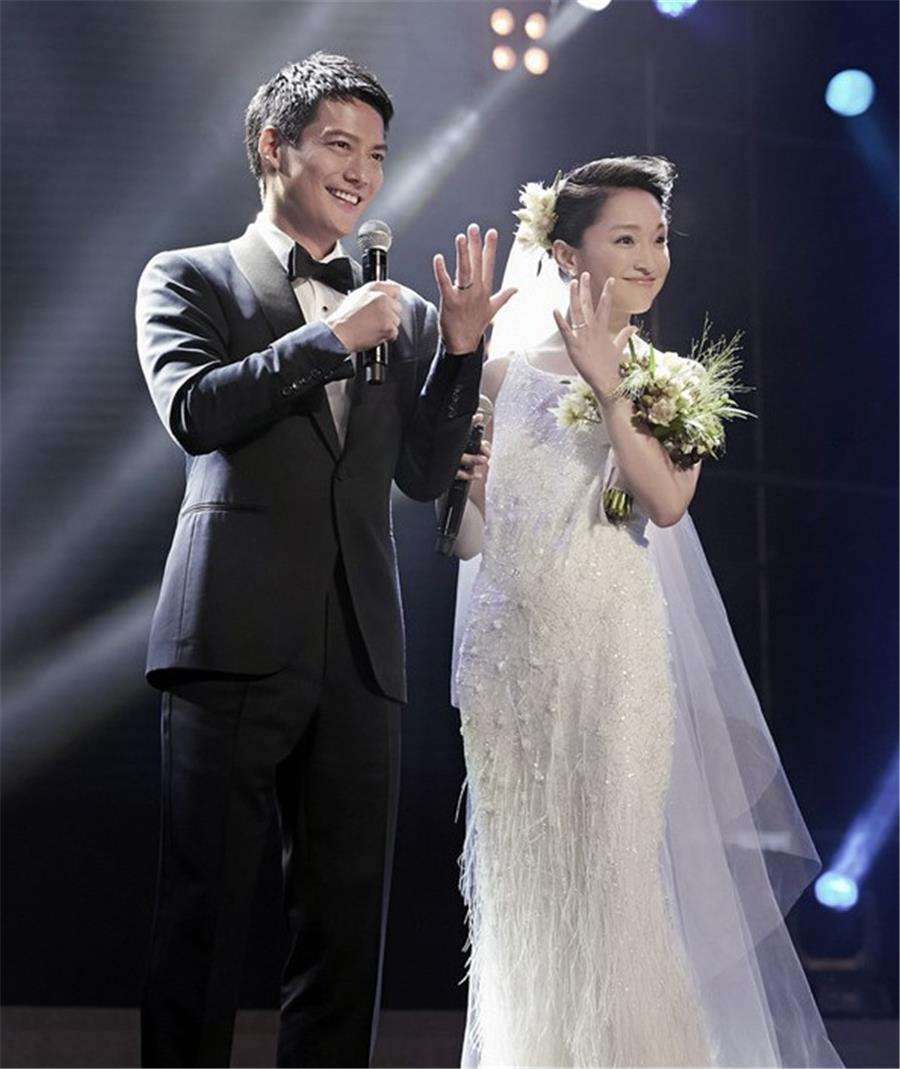 黄晓明否认离婚传闻 | 从林青霞,周迅到baby,下一个会是谁?