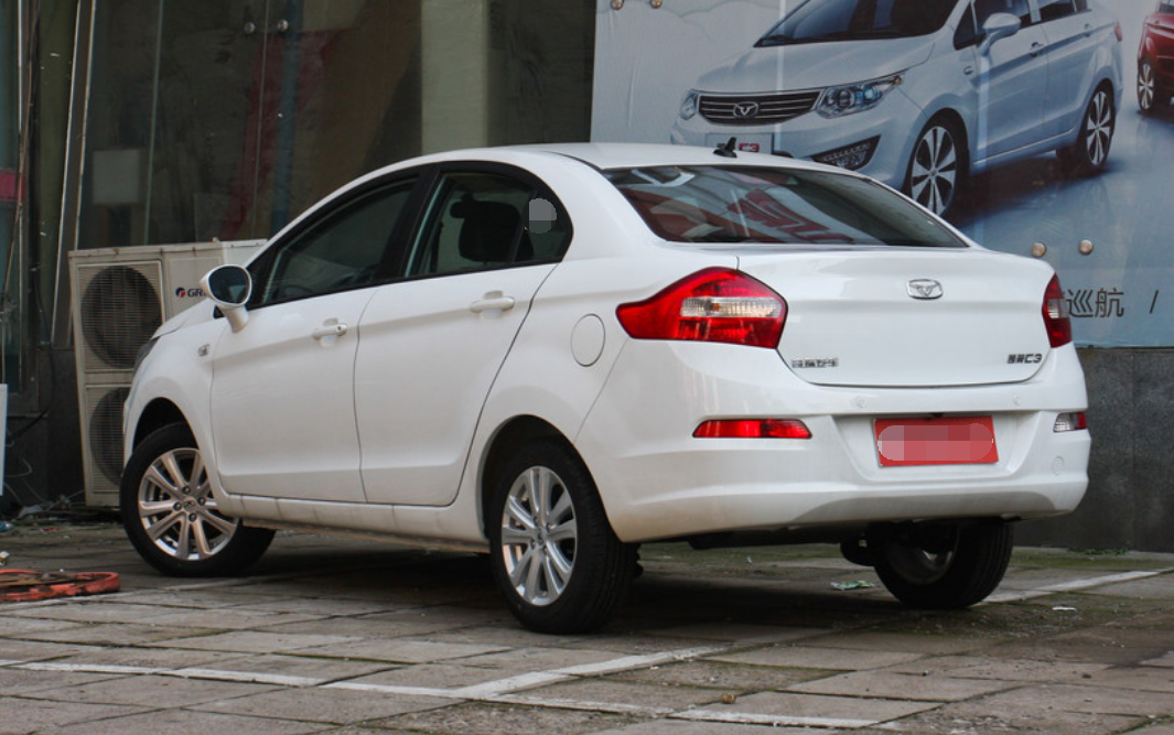 设计独特的凯翼汽车c3,典雅而不失风采