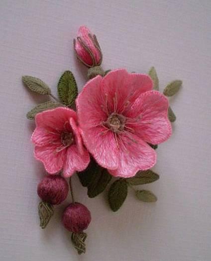 立体花朵刺绣