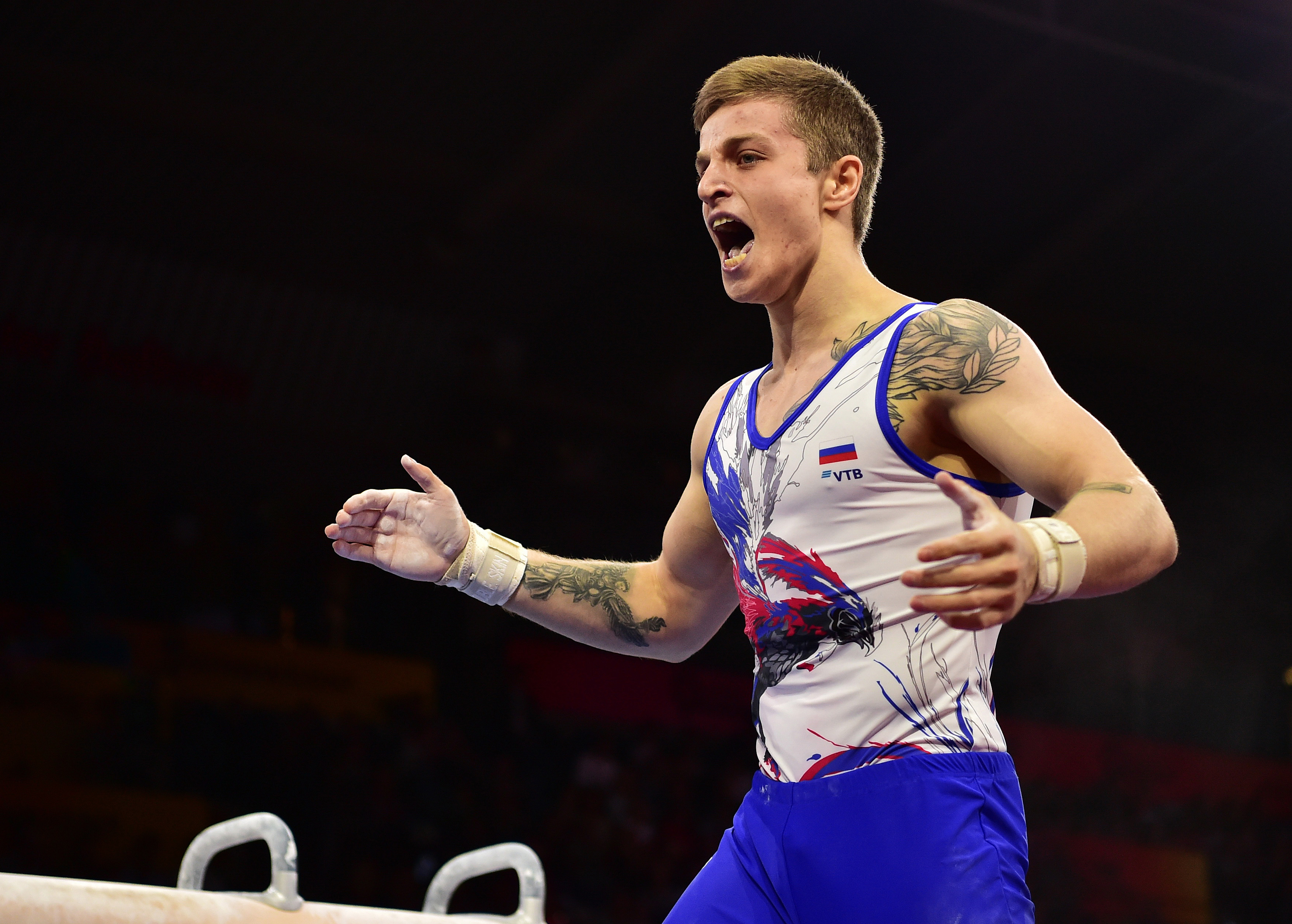 体操——世锦赛男子团体决赛:俄罗斯队夺得冠军