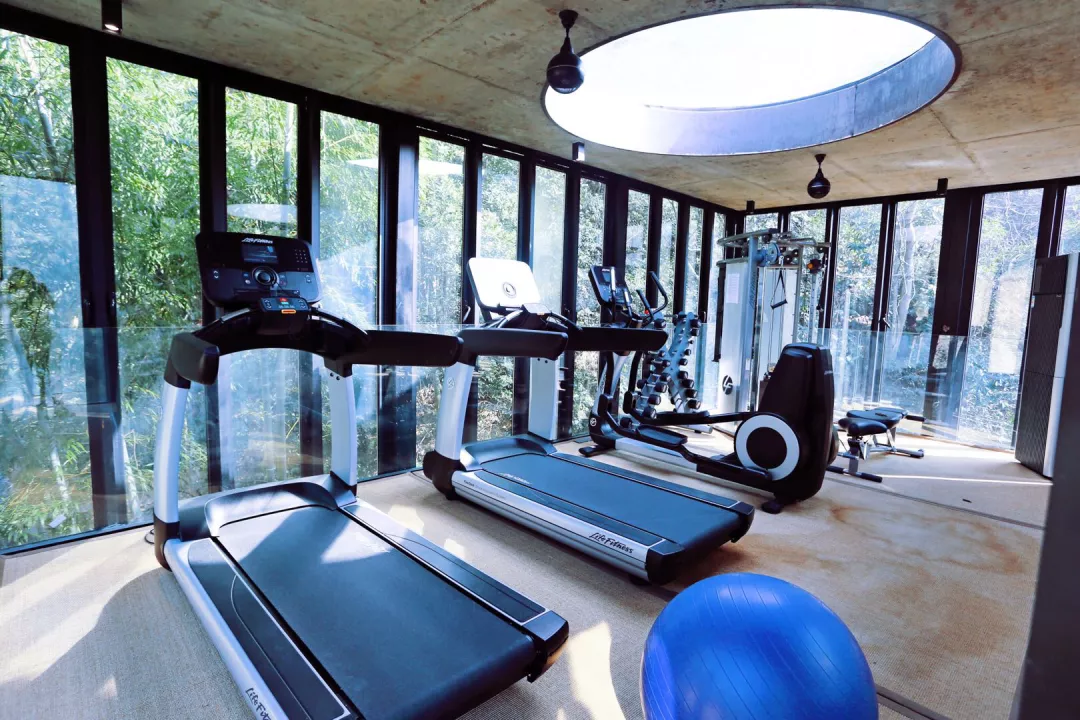 空中健身房,在这里秀肌肉,一不小心就秀出了新高度.