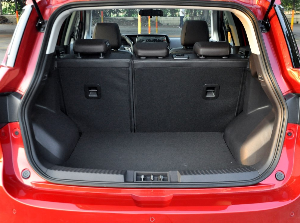 广汽传祺gs4的欣赏与品读,设计非常新颖,给人一种高级感