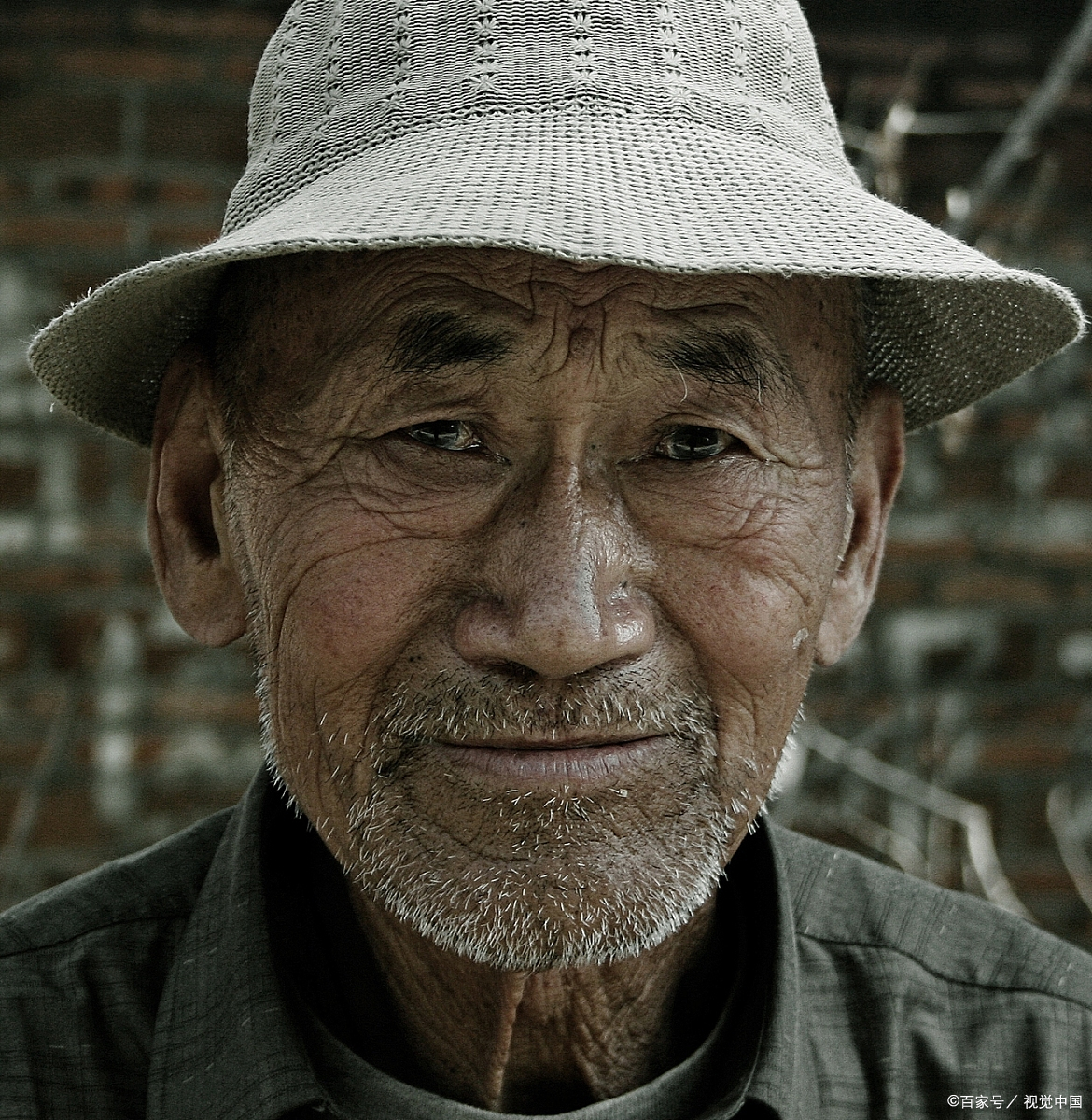 老祖宗早就看透了人性,哪有岁月静好,都是人情世故  1,看到护士叫医生