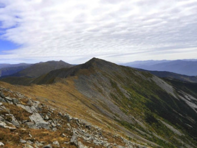 纵贯秦岭两个主峰的一条主脉线路——鳌太线