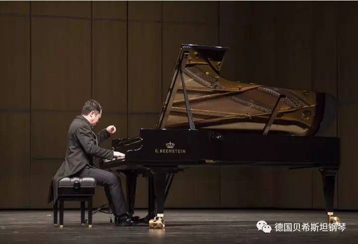 大师的世界——杜泰航教授厦门钢琴音乐会圆满结束!