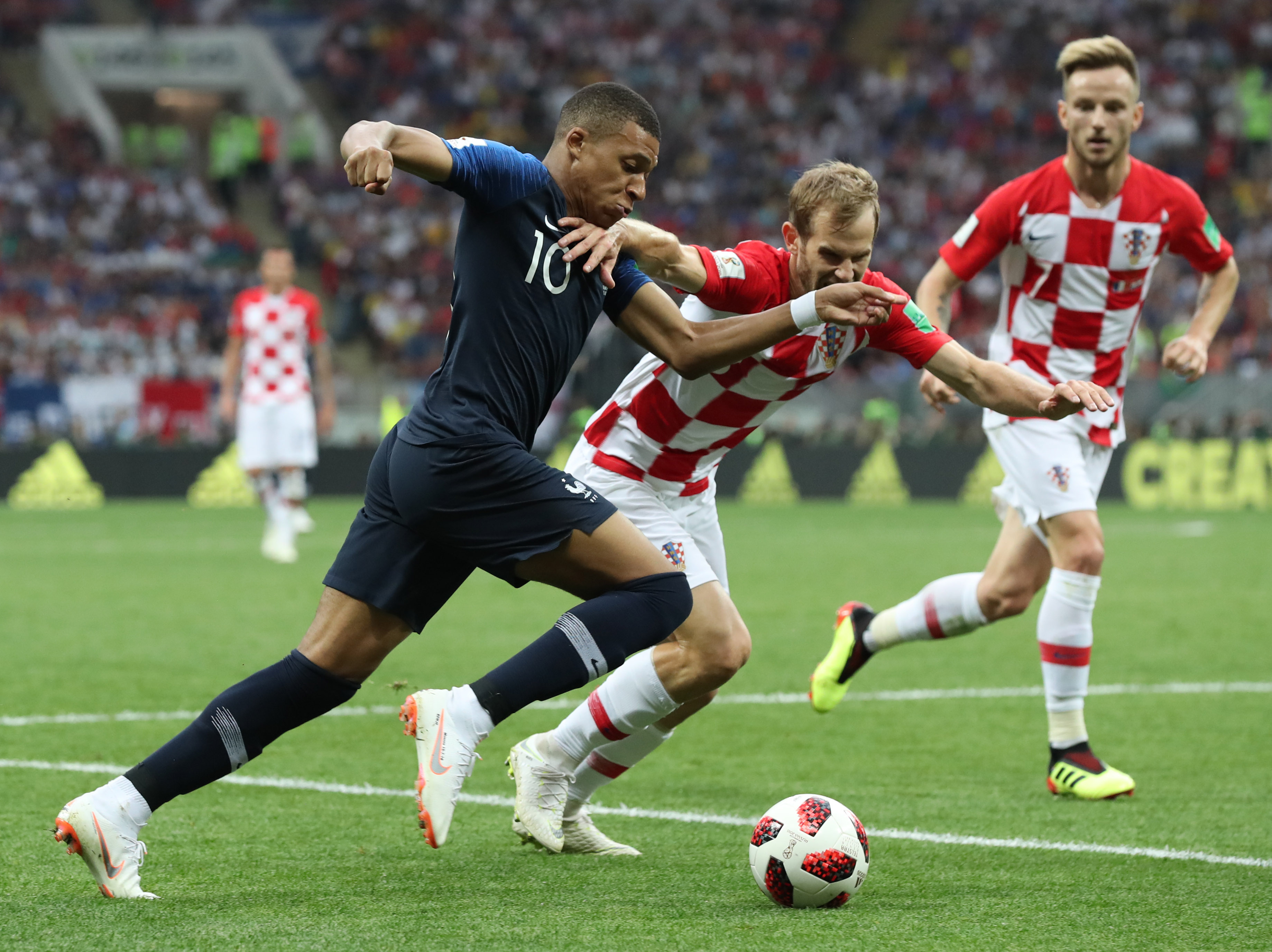 足球——决赛:克罗地亚对阵法国队(17)