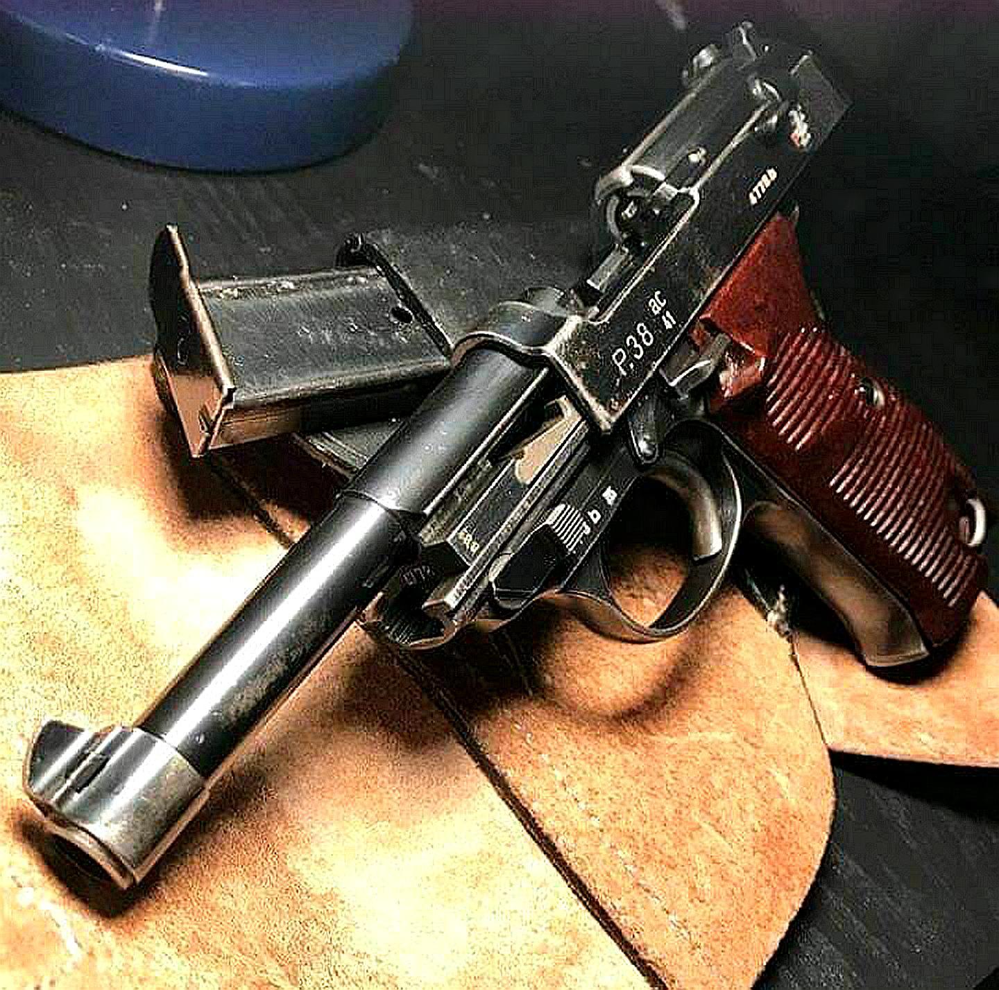 瓦尔特p38手枪,是纳粹德国的一种半自动手枪 转载自百家号作者:大刘说