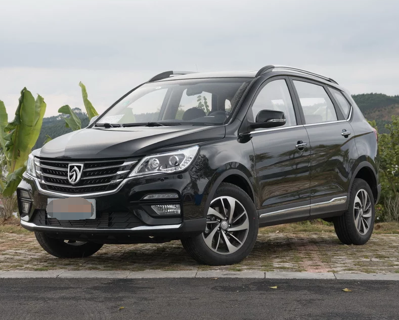 图解一款上汽通用五菱-宝骏560,符合大众的审美,在外很受欢迎