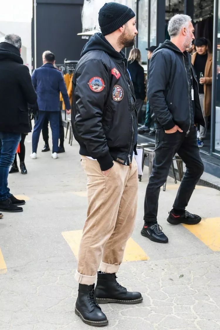 衣橱夹克这么多,回家过年应该带哪一件?ma-1飞行夹克经典时髦