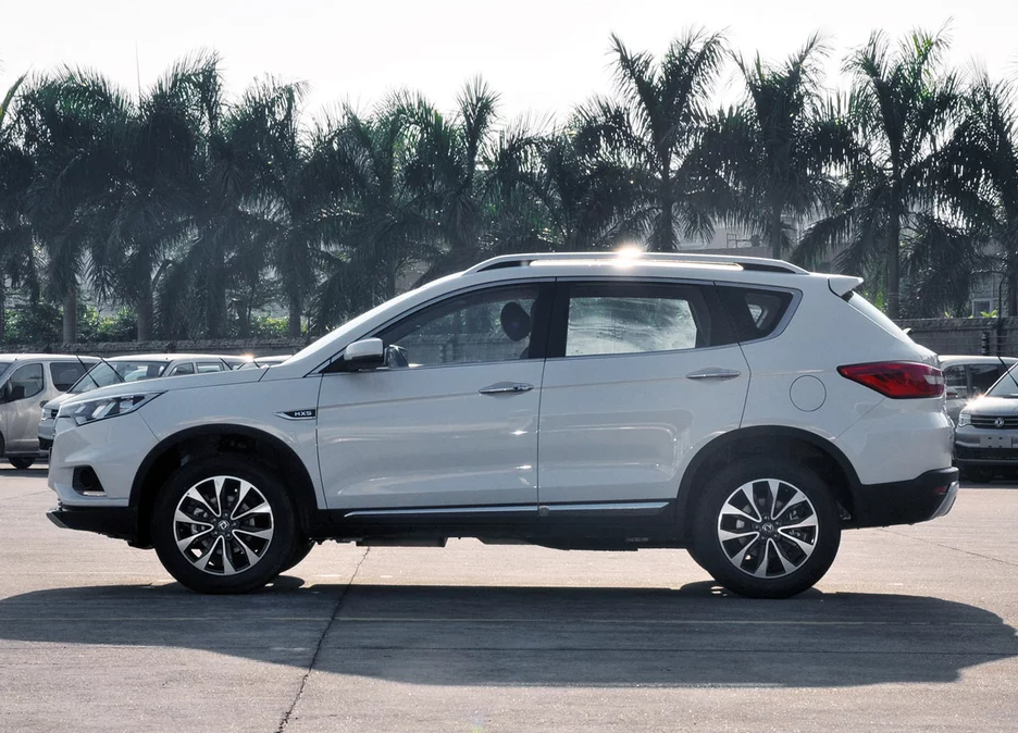 集优雅于一身的东风风度mx5,低调奢华有内涵,非常适合年轻人