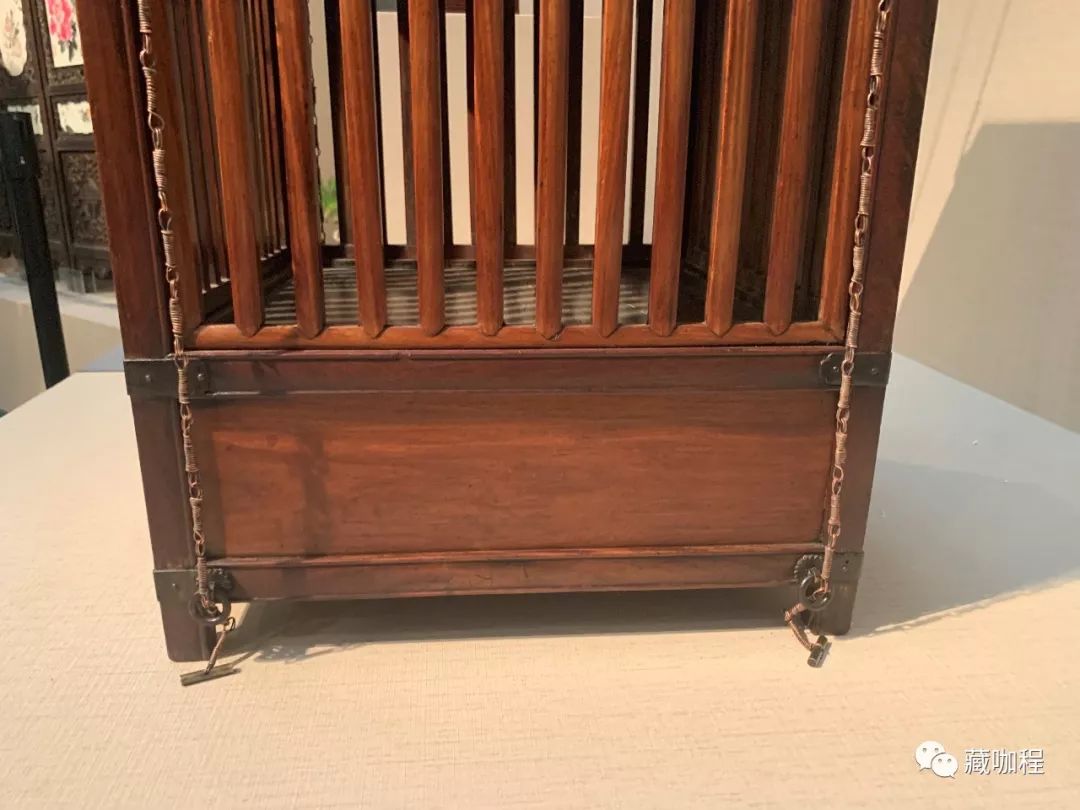 正统明式,名家旧藏,黄花梨箱笼斩获120万元