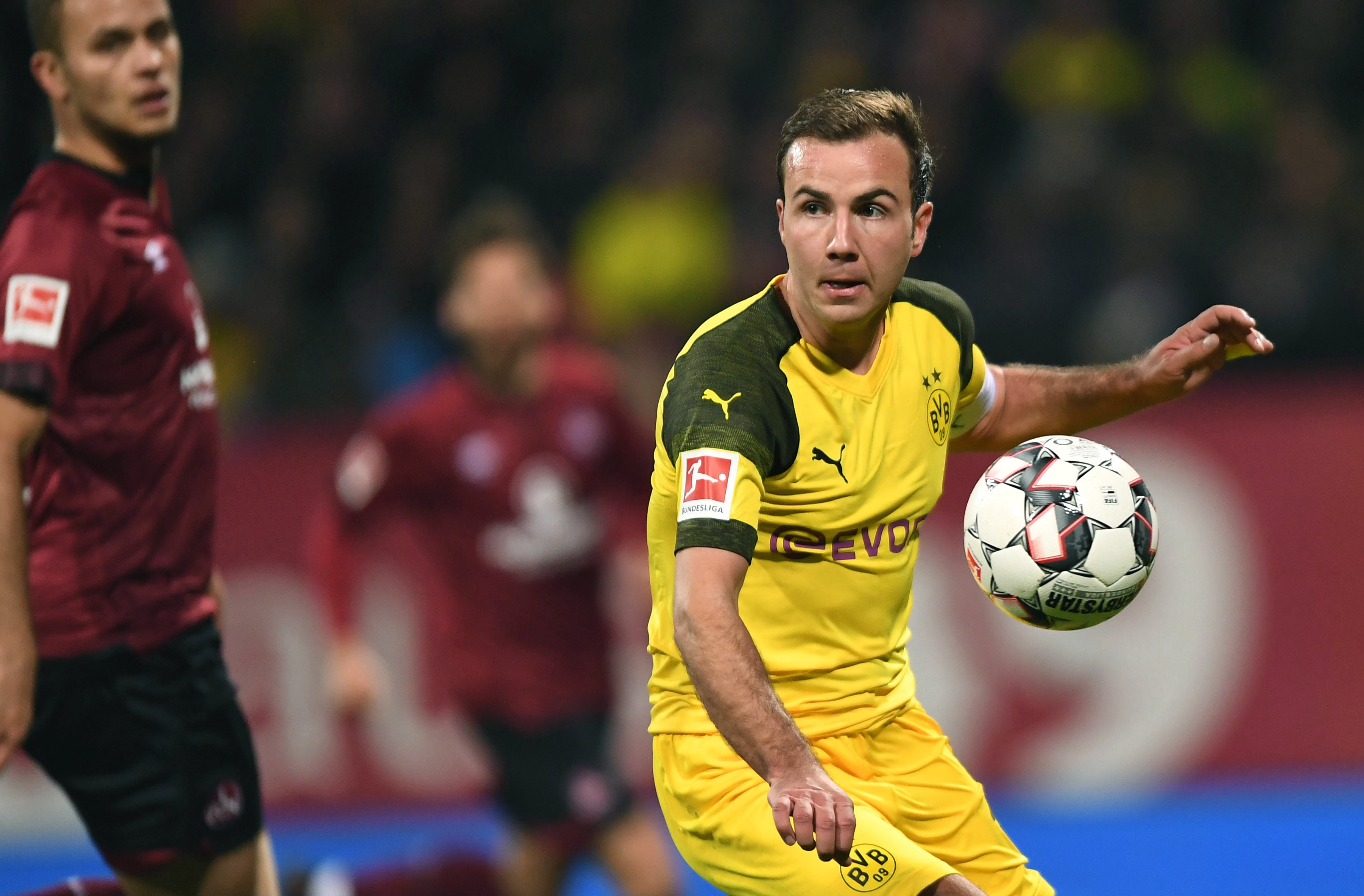 足球——德甲联赛:多特蒙德战平纽伦堡