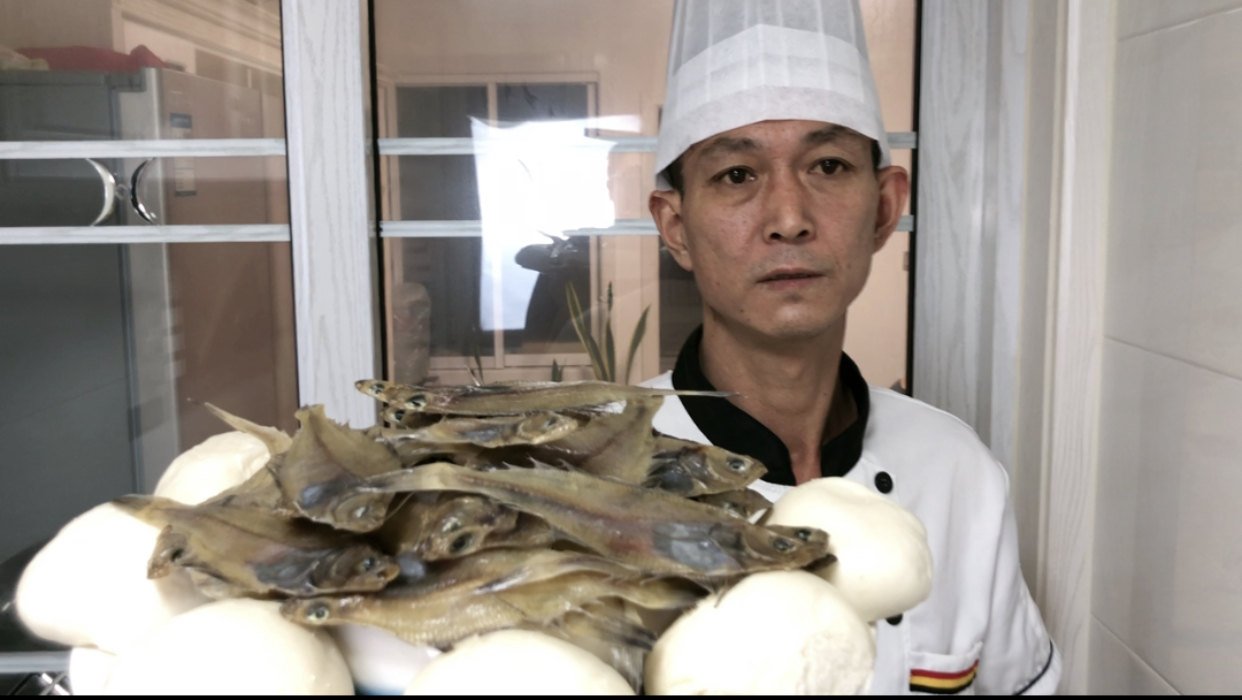 胶东大厨分享“蒸干鱼”和“干炸馒头”的做法,都是干货,收藏了