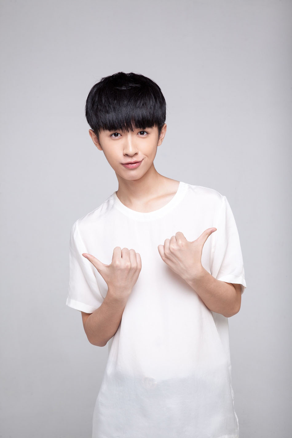 张逸杰,一个在现实中见到就会让人心动的清瘦小男生