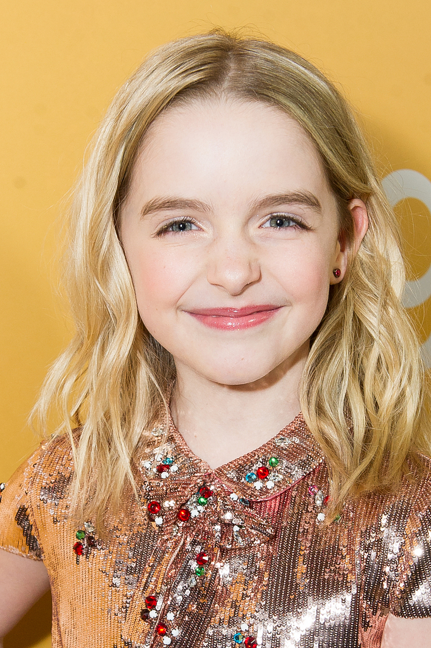 娱乐资讯#这位好莱坞曾经的御用童星,已经长成亭亭玉立的少女.