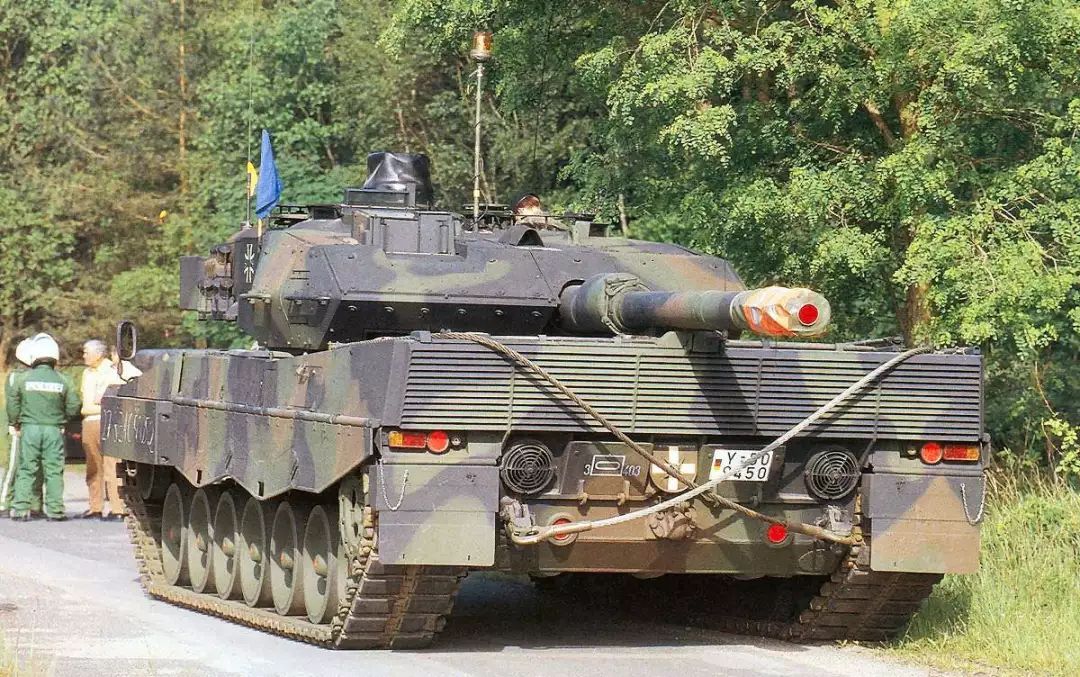 10分钟250人阵亡,土耳其军方喊话俄罗斯,俄方总参谋长表情亮了