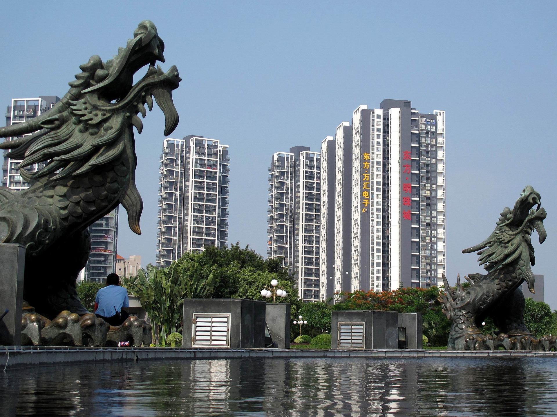 除了上海市外滩18号,南昌之星,夜景很美的知名旅游景点原来还有这些