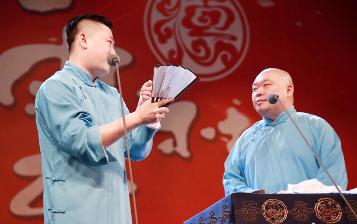 张鹤伦郎鹤炎包头专场演出圆满,郎鹤炎被誉为德云社最和气捧哏