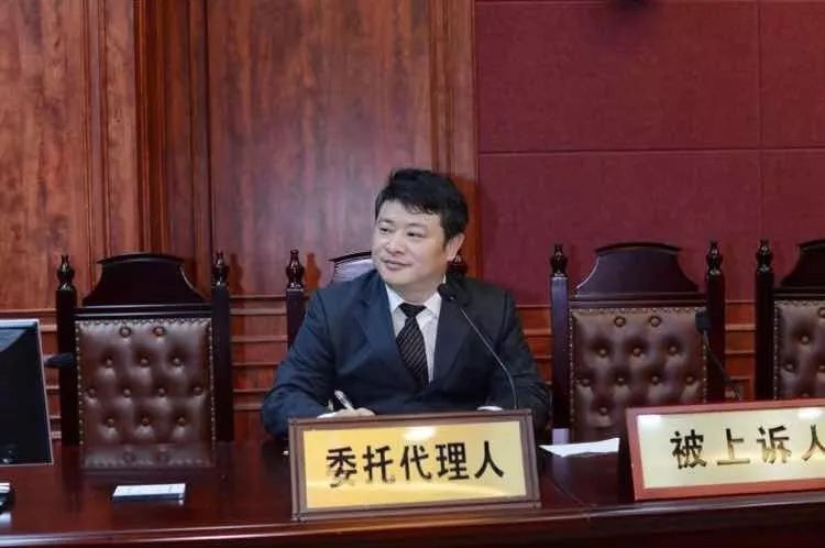 「我与共和国同生日」50岁徐大庆:一位曾被客户拉去做"婴儿车"的律师