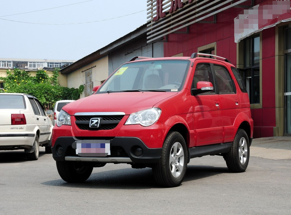 众泰5008,外形炫酷很漂亮,颜值也非常的在线